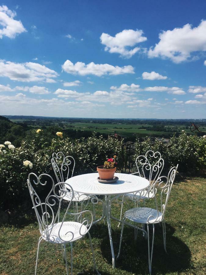 Le Prieure Bed and Breakfast Saint-Pey-de-Castets Exterior foto