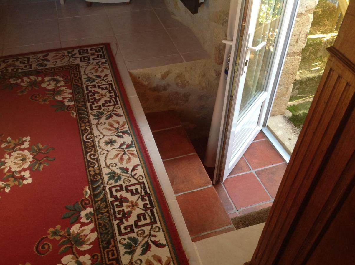 Le Prieure Bed and Breakfast Saint-Pey-de-Castets Exterior foto